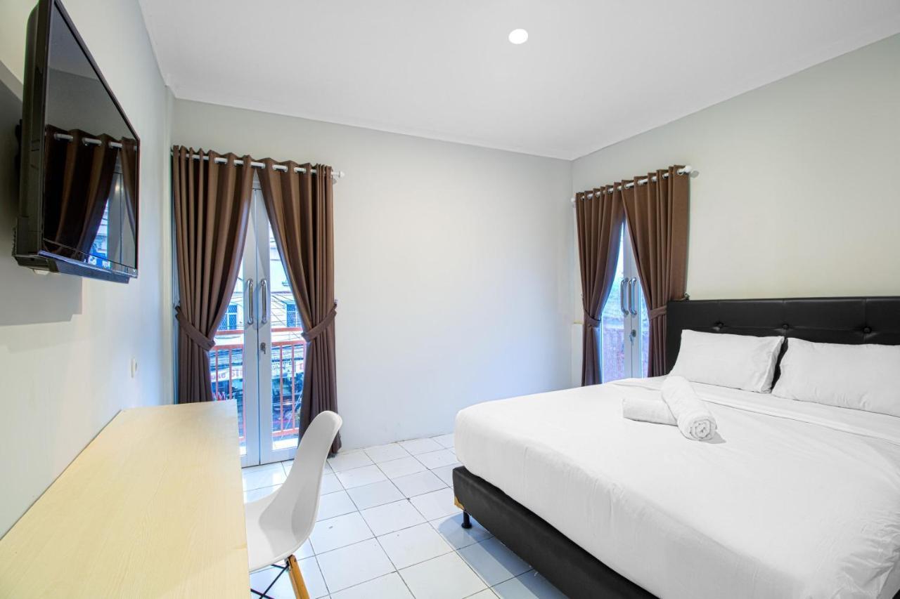 Urban24 Syariah Depok Hotel Luaran gambar